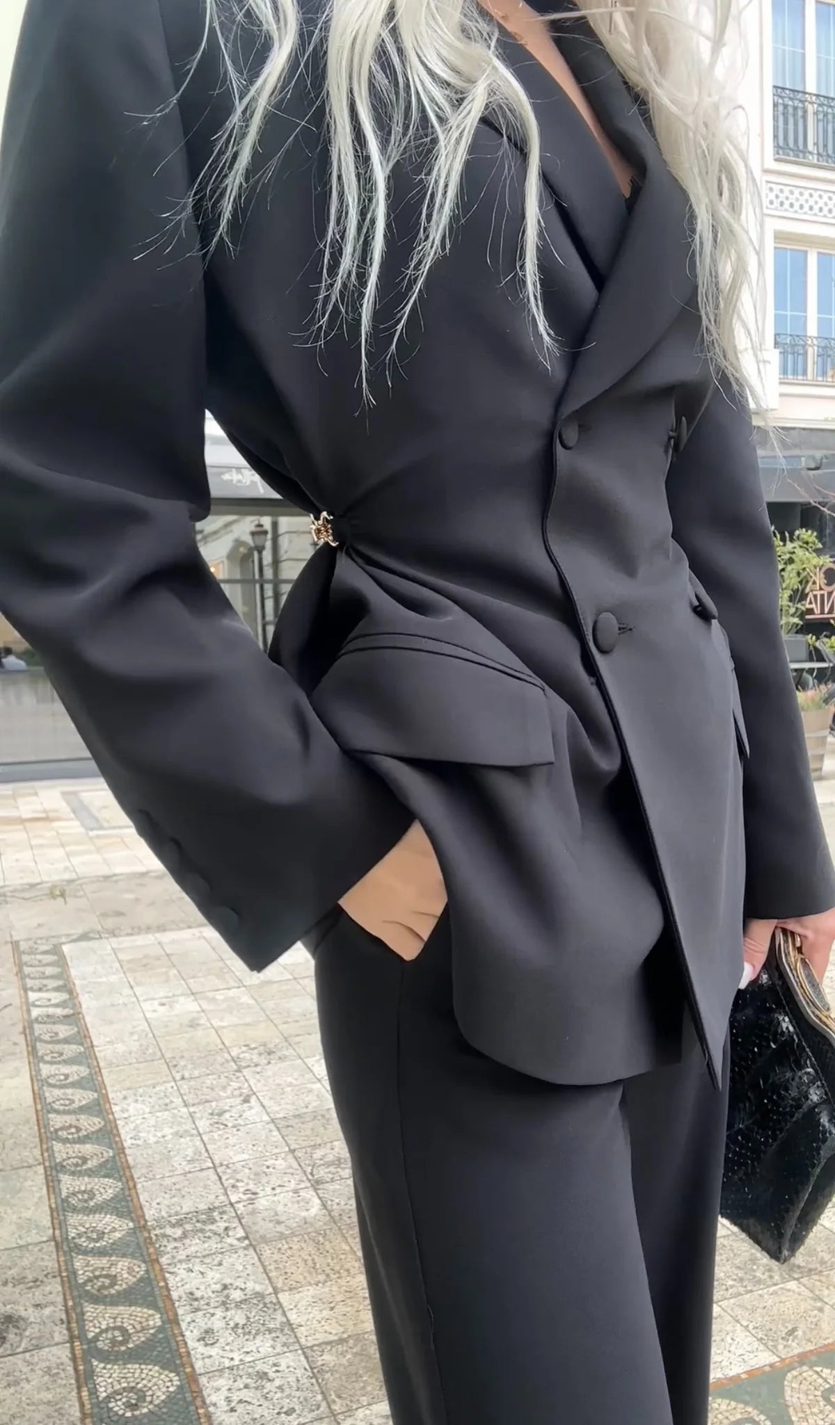 Lysa Blazer