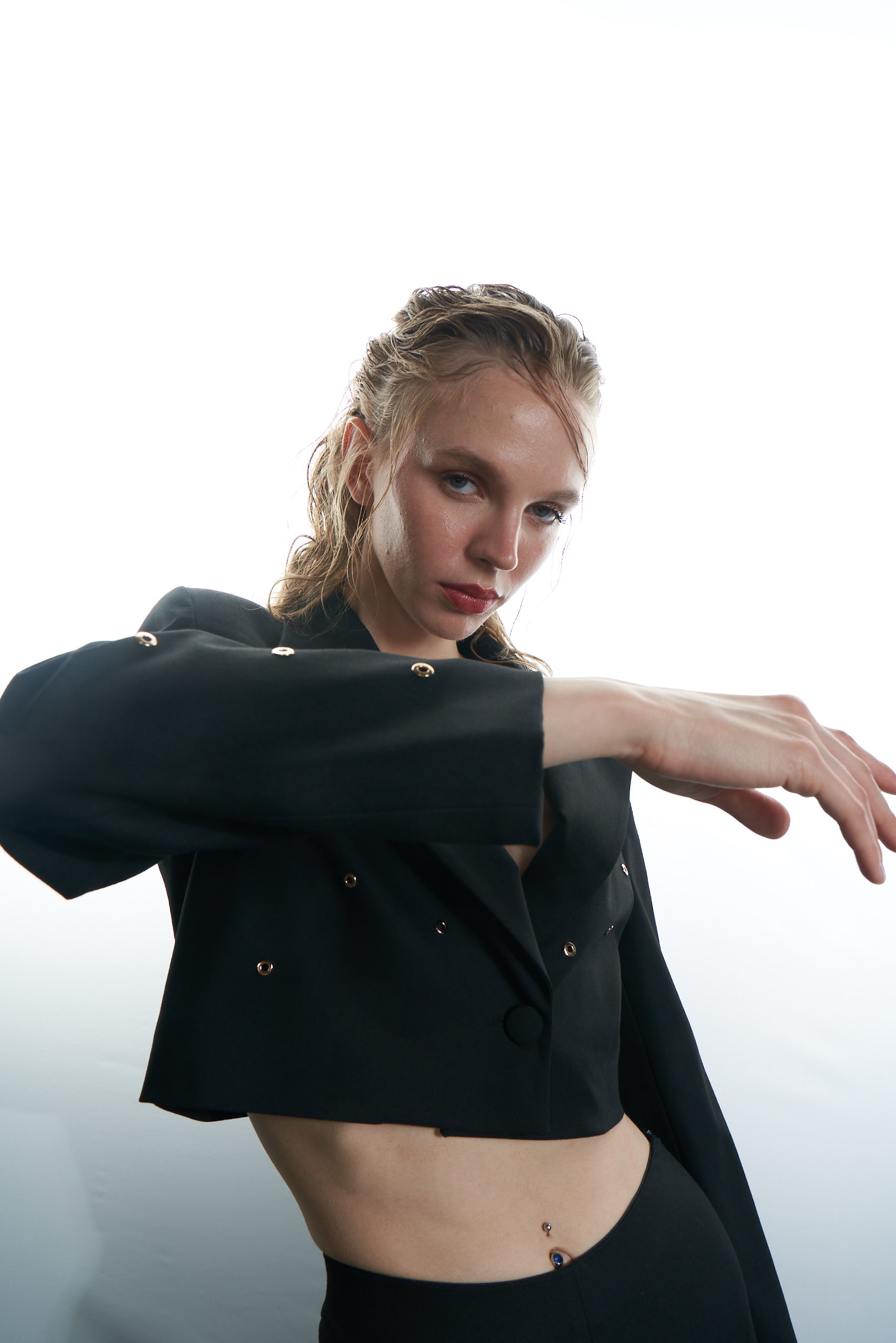 NO:00 Crop Blazer Ceket