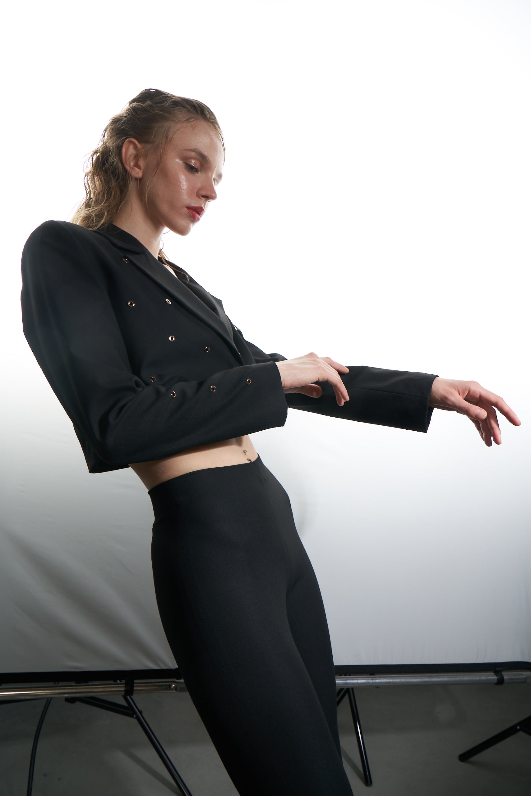 NO:00 Crop Blazer Ceket