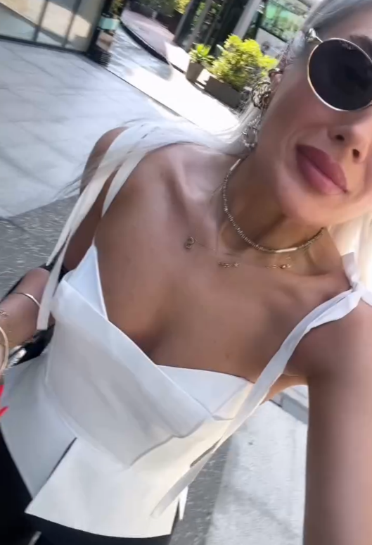 Pia Büstiyer Beyaz