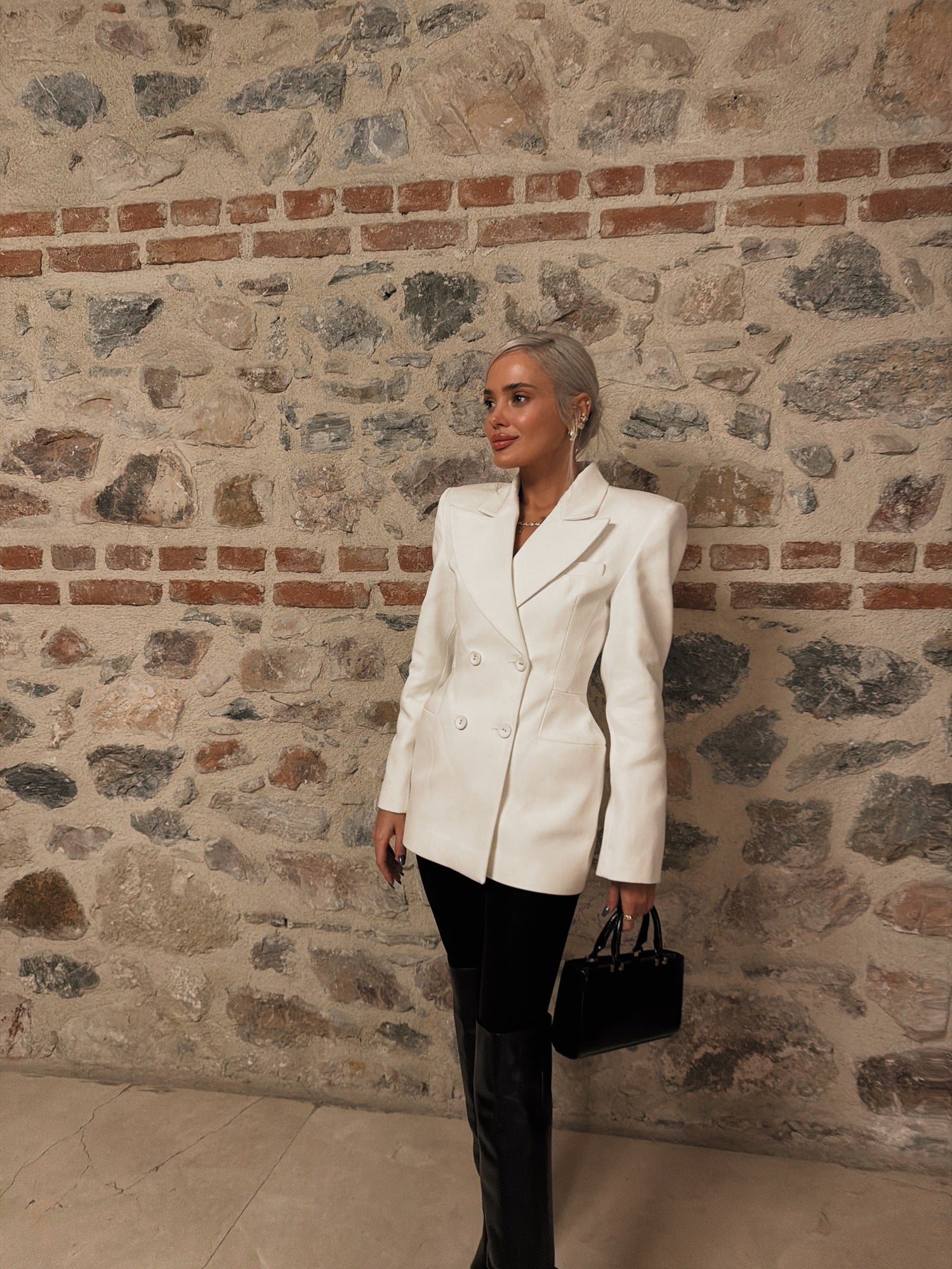 Aria Blazer